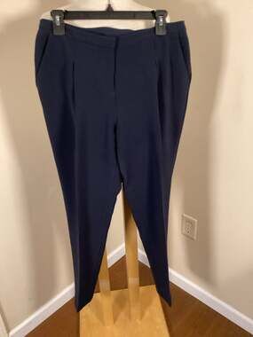 Ellen Tracy Navy Blue Slim Leg Ankle Trousers Size 8
